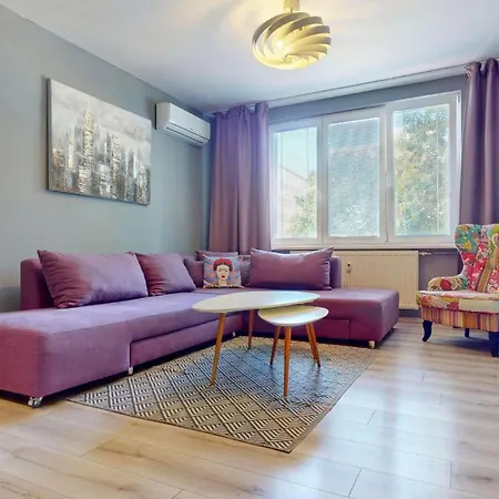 Senza Apartment