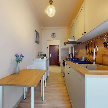 Senza * ブラチスラヴァ