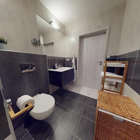 Senza Μπρατισλάβα